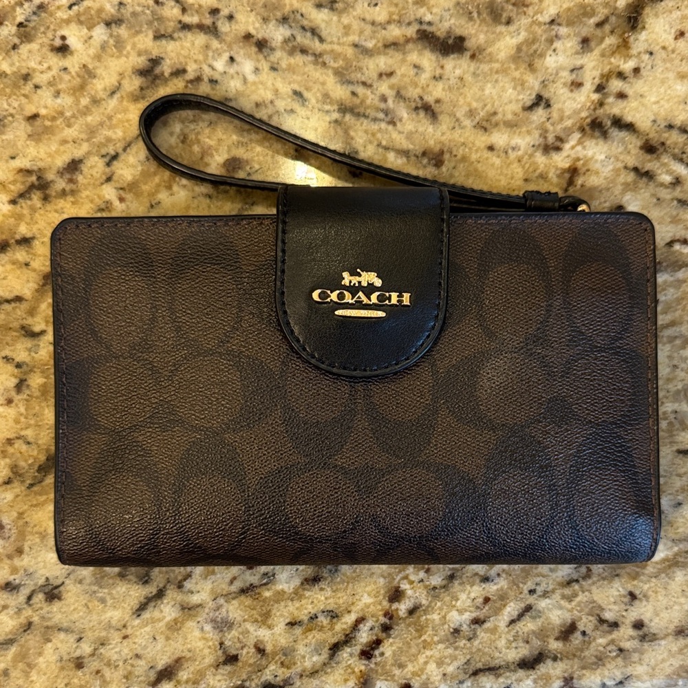Coach Black Leather Wristlet Clutch